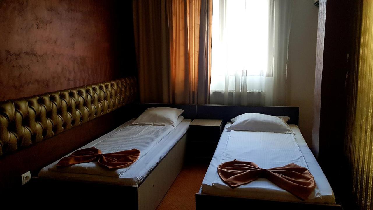 Asia Hotel Târgu Jiu 외부 사진