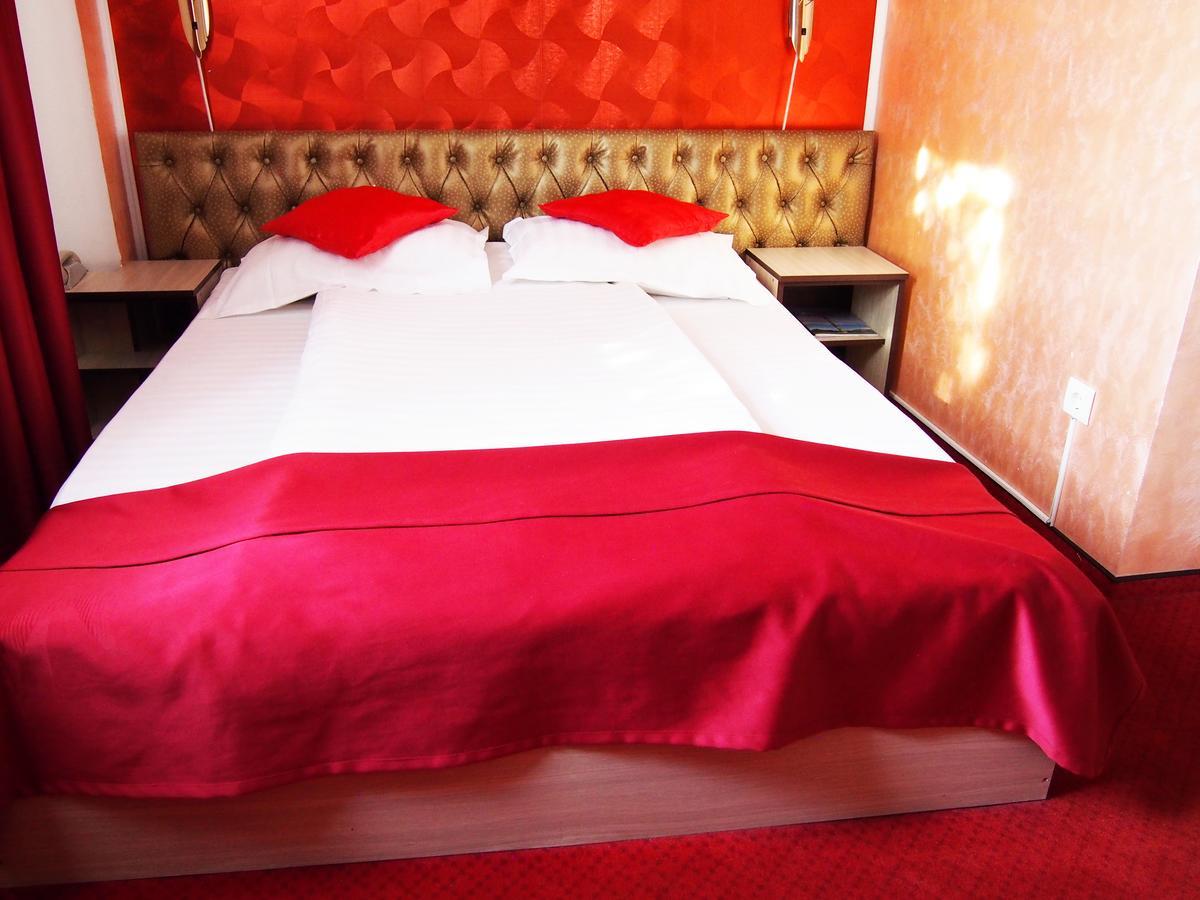 Asia Hotel Târgu Jiu 외부 사진